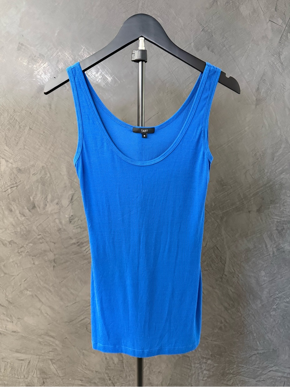 EUC Tart Vibrant Blue Ribbed Tank Top - Women's Scoop Neck size  M